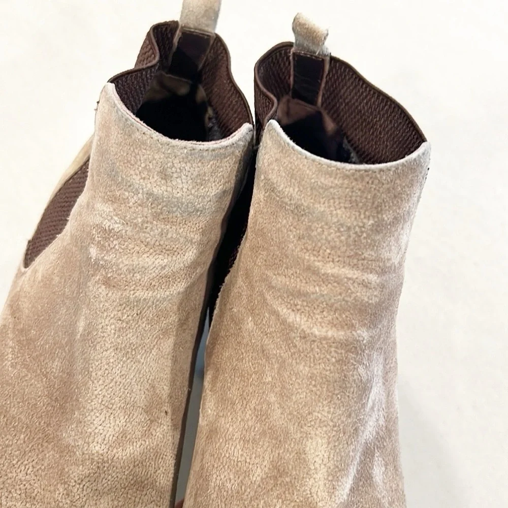 Aquatalia Claire Wedge Suede Ankle Boots Taupe Tan Beige size 9
